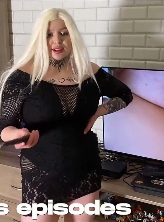 I Taught My Stepmom How to Suck and Jerk off a Dick Properly S1e11