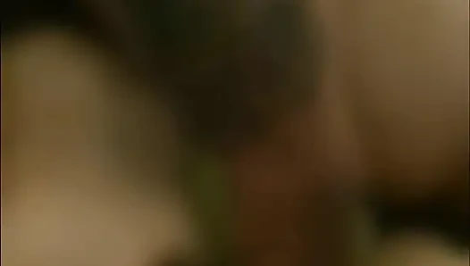Als der leckere fickfreund geil wird, füttert er ihn mit sperma