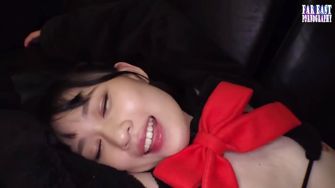 Jemné gulp blaženost s drobnou křivkou tmavovlasé škádlení na sladkém orálním rande část.4