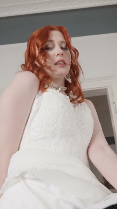 BRIDE4K. The Red-haired Virgin will finally be able to fuck her Spanish Husband | Clip 1
