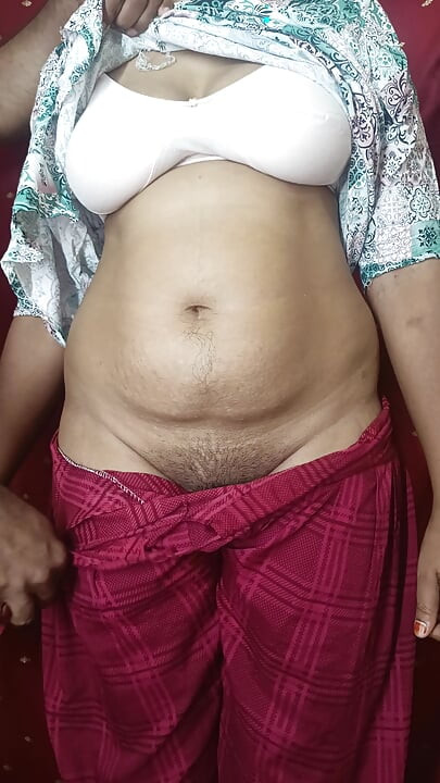 Huisvrouw schattige borst