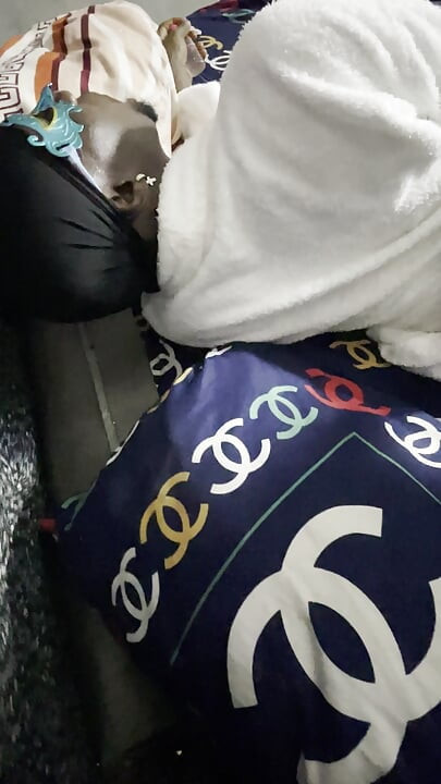 Suami tetanggaku sama aku