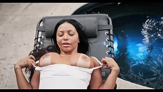 Horny Latina Poolside Butt Plug Anal Play Till Huge Squirt on Camera