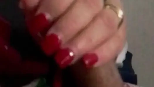 What a pleasure and what a cumshot after a good in front of the TV