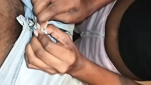 Cewek asal kerala mallu aniyathi lagi asik main sama chettan, dan chettan bercerita tentang seks sama amma sampai aniyathi