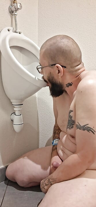Public urinal licking squirt in