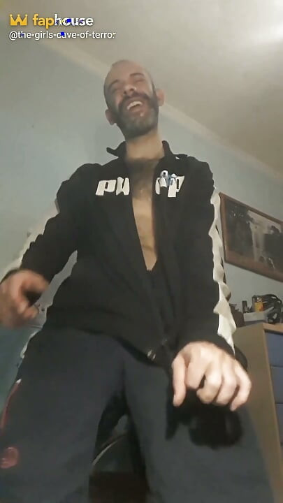 Meu primeiro striptease para vocês; Ele também inclui uma gozada com vibração na ponta do meu pau até eu gozar