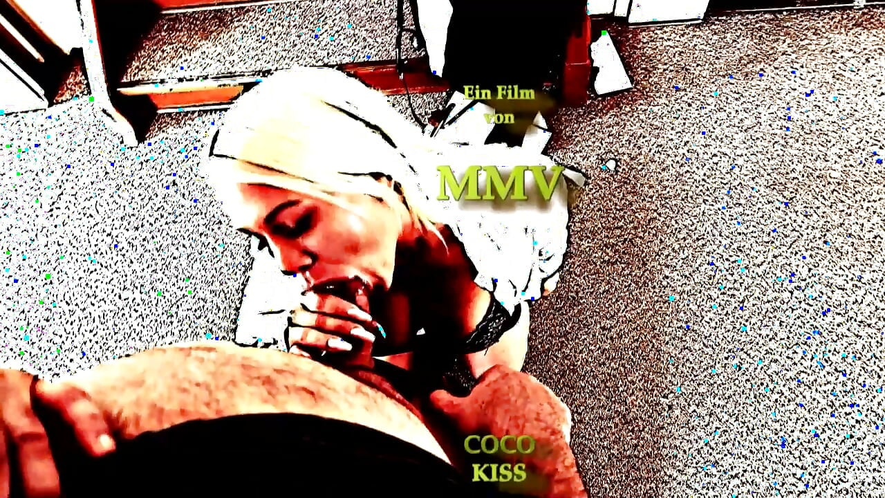 Hot blonde does masturbation and loves blowjob