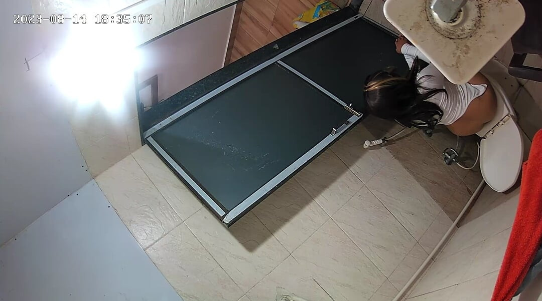 Oyo hotel bathroom c_c_t_vviral clips. Oyo hotel ke bathroom me sex krte huye camera me pkde gye . Viral video