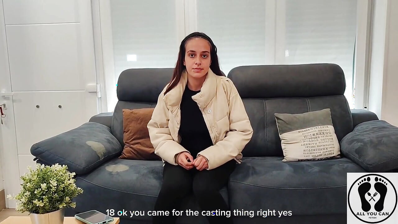 New Amateur Model 18yo Leyla Kixx Interview Casting Free
