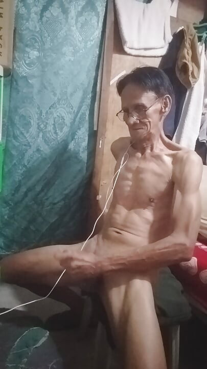 kepuasan diri sendiri saat menonton film porno