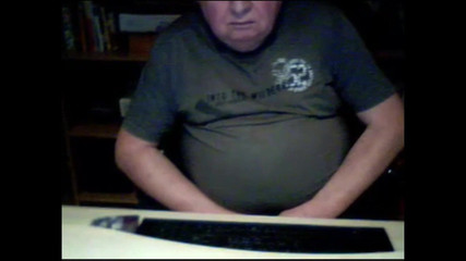 Opa streelde op webcam