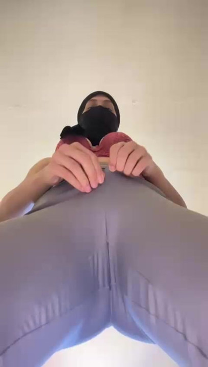 Horny Hijab Girl Rubbing Her Wet Pussy Muslim Solo Masturbation with Clit Teasing - Arab Kink