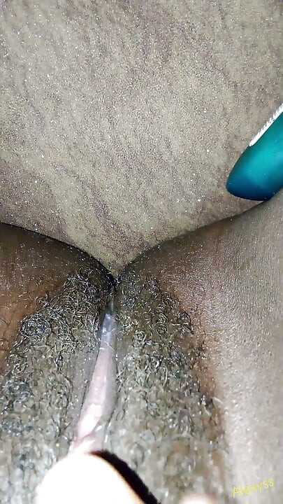 為你大大地張開雙腿……
