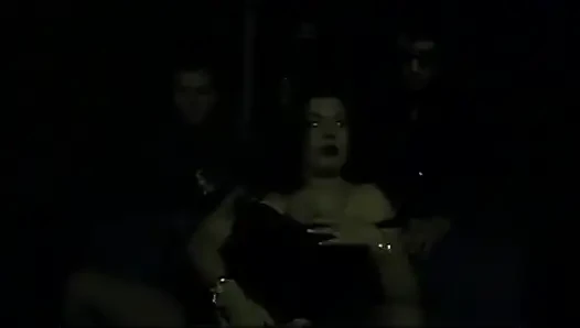 Jessica Rizzo в сицилийской сцене с женой 05