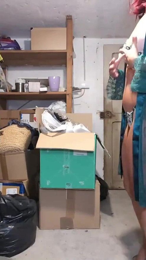 Fucked by the technician while my husband is out of the house | Clip 1