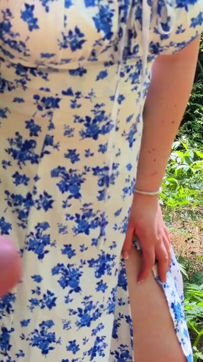 HANDJOB in PUBLIC - Stranger Woman Caught me Masturbating and Makes Me Cum! | Clip 1