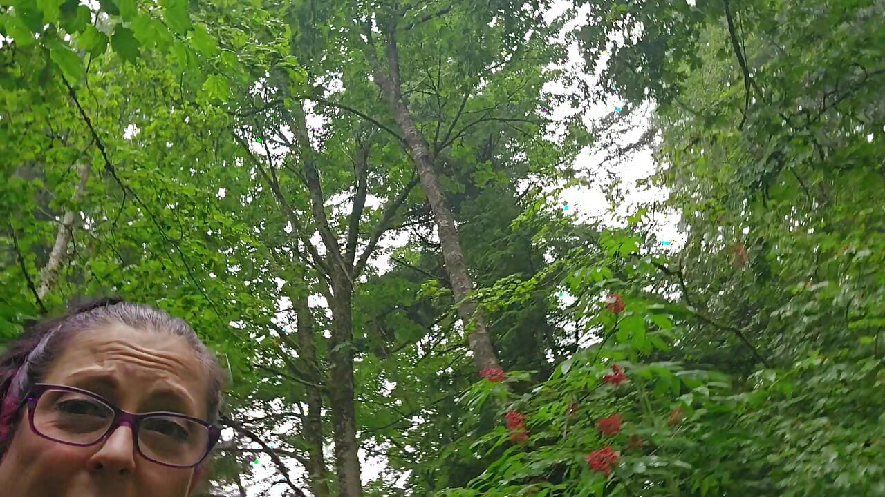 Tree Piss with Female Urination Device