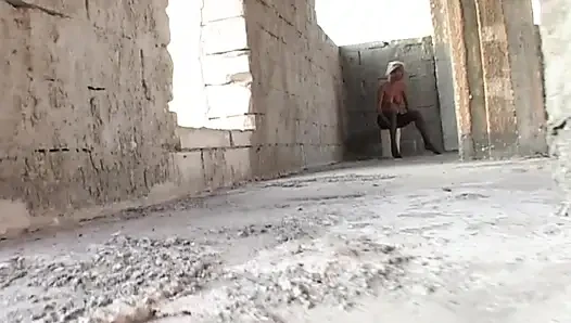 Jasmine La Rouge ile çılgın çiş sahneleri