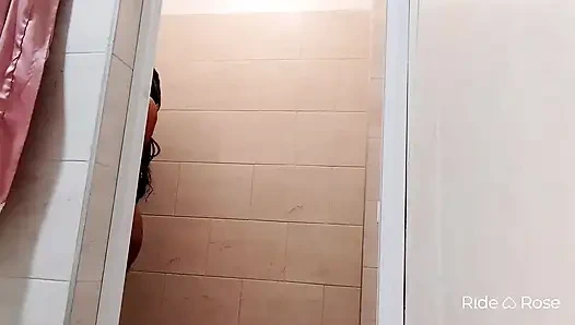 Fantasi yang menjadi kenyataan dari tante semok kolombia ini