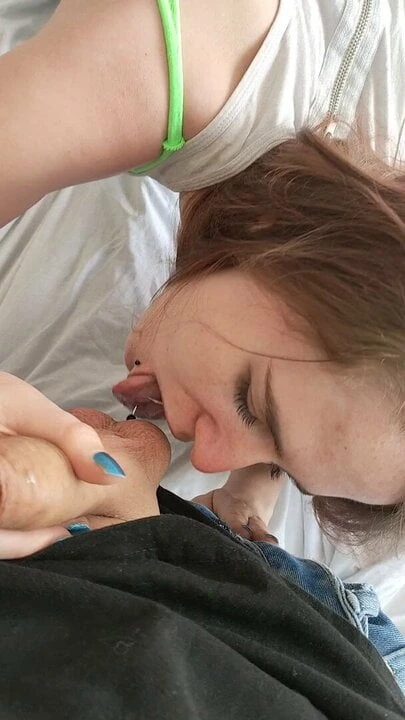 Sucking white cock with ENMARCHENOIRE