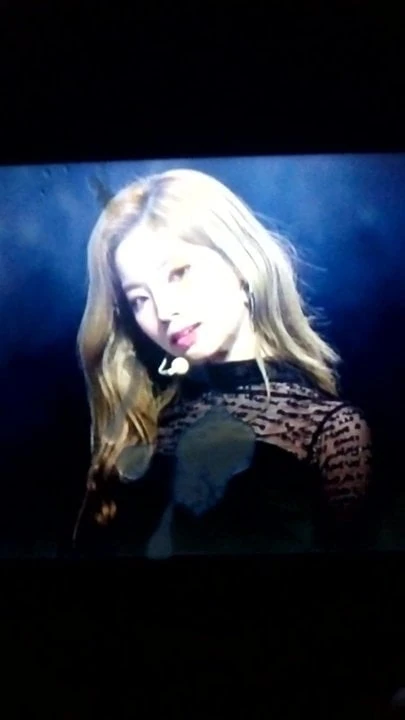 Дважды трибьют спермы для Dahyun