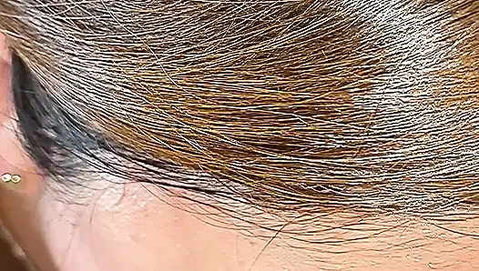 Sexy Nachbars gemeinsame Ehefrau gibt überirdischen Deepthroat-Blowjobs