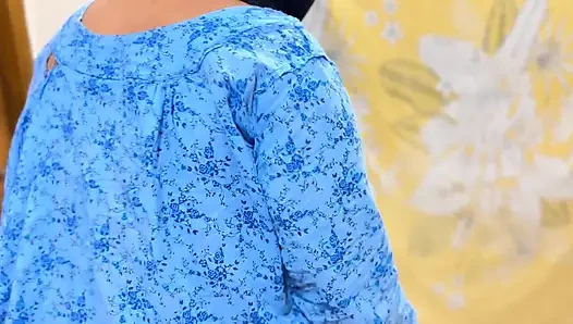 Riesige hängende, milchige titten & arsch, heiße indonesische muslimische tante putzen mein zimmer und versuchen, mich für sex zu verführen