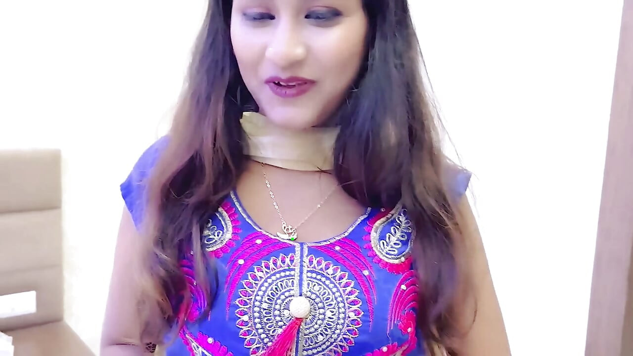 I make a blog and fucked my sister's friend at my house, a desi girl.