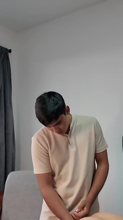COLOMBIAN INFLUENCER HAS DICK FOR BREAKFAST | Clip 1