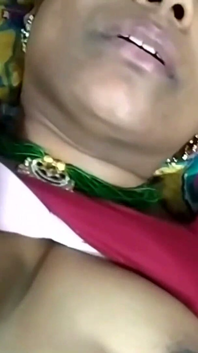 Indyjska ciocia uprawia seks Desi z Xhmaster Big Cock na seksie indyjskim | Klip 3