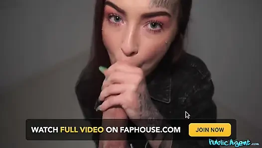 Kamu görevlisi - ateşli temizlikçi Tabitha Poison zengin patronunu zam için sikiyor
