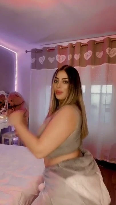Sarah marocan seksi jebanje telo 46