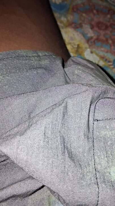 Main bahut lanbe samay se singal hoon, mujhe mujhse shaadi karne ke lie paripakv mahila ki jaroorat hai
