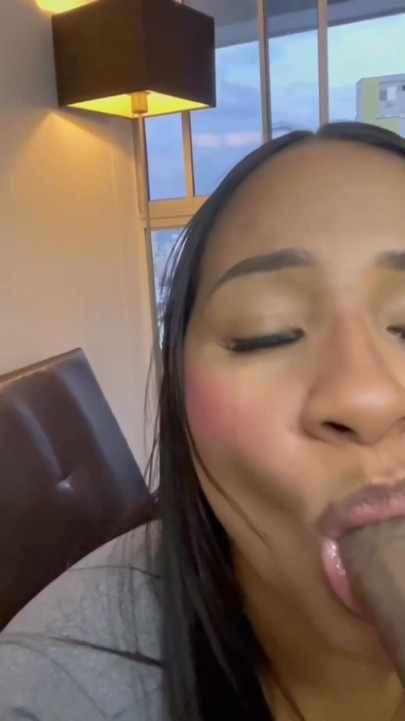 Descobri que minha cunhada faz pornô e acabamos transando muito bem em troca do meu silêncio | Clipe 1