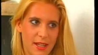 Cena de confessioni anali (1998) com angelica bella