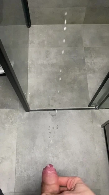 Big shot cum cumming sperm