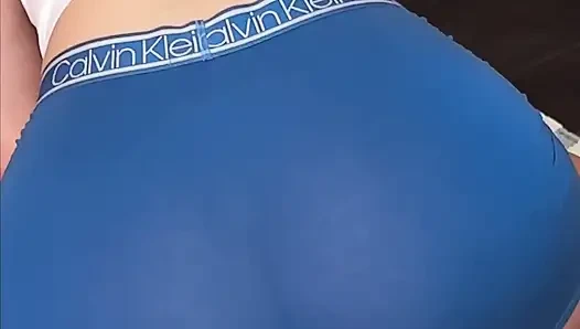 Close-up Hitachi Grind and Cum!!