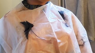 Chopping down the forest ebony doll short haircut at home