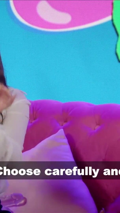 FAMOUS INFLUENCER REVEALS SHE LOVES GIVING HER ASSHOLE ON TV SHOW! | Clip 1