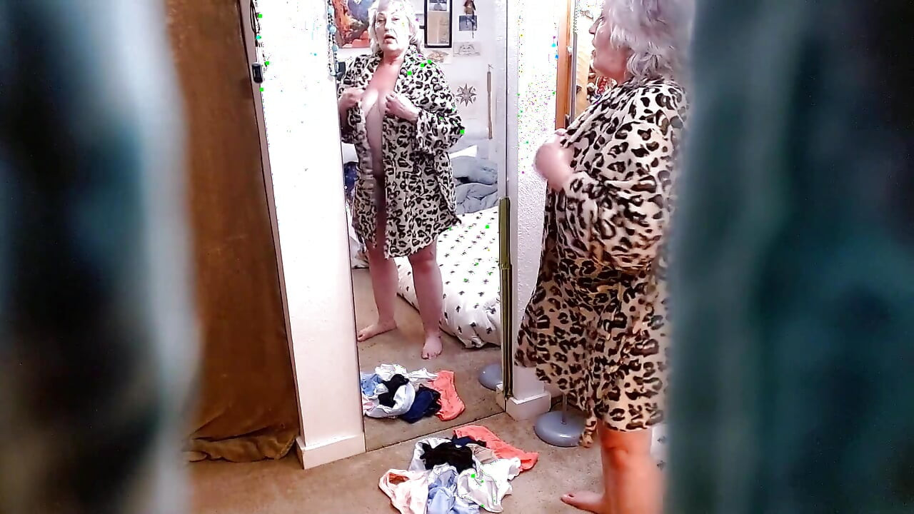 1361 Aarons 스페셜 팬티 퍼레이드 내가 그를 잡았어