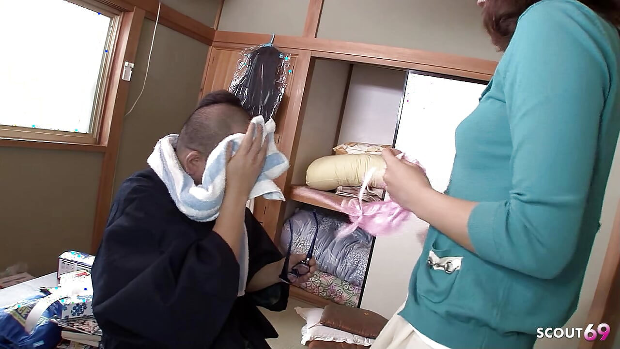 Istri nakal jepang nymphomaniac lagi asik nymphomaniac sampai dicrot di mulut di jav tanpa sensor