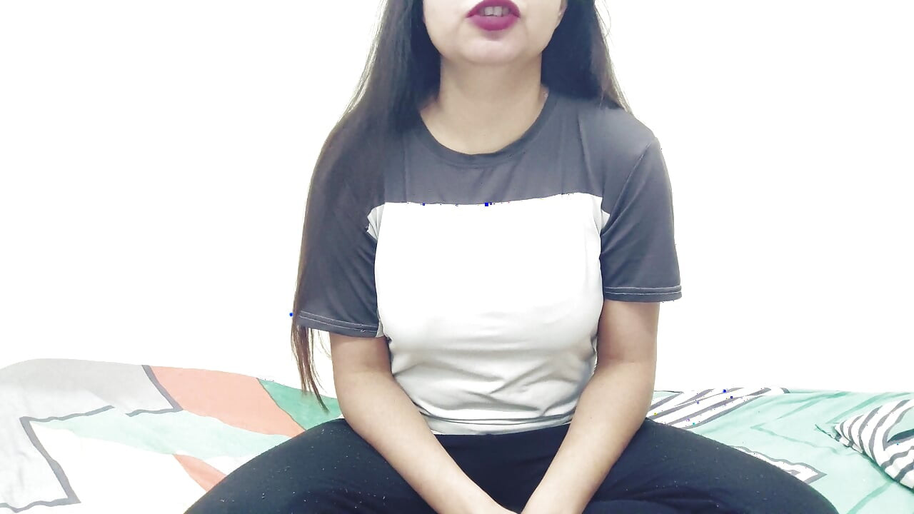 Your Saara Step Gives First Experience to Step Brother to Dump Her GF