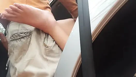 Feet Bait bir yabancıyı bekliyor