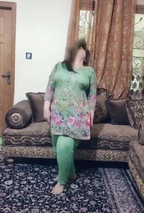 Paki aunty