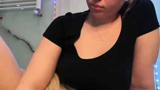 Jucielussie fingering tight anal and pink pussy