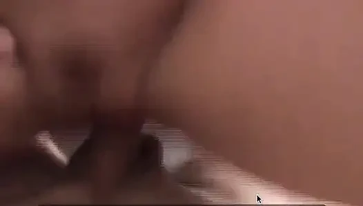Cewek seksi rambut pirang asal jerman dicrot sperma hangat sampai dicrot di dalam
