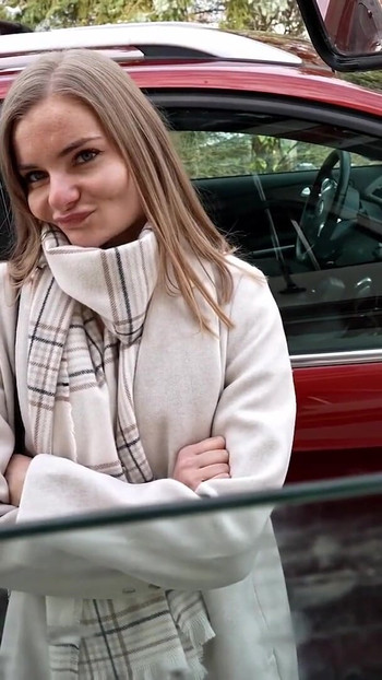 Kultni trenutak iz filma "Mike BigDick: Žena Djeda Mraza jebe se kao jeftina kurva"