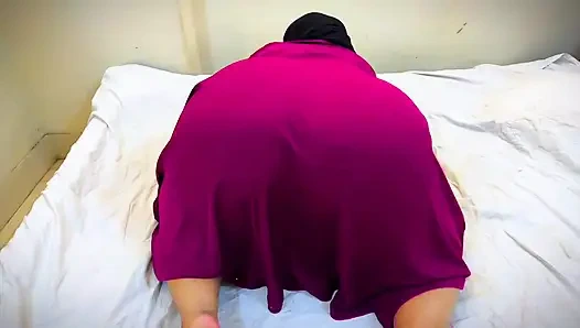 Muslim Moti Gand Vali Ladki Bistar Par chudai apna pati ko friend