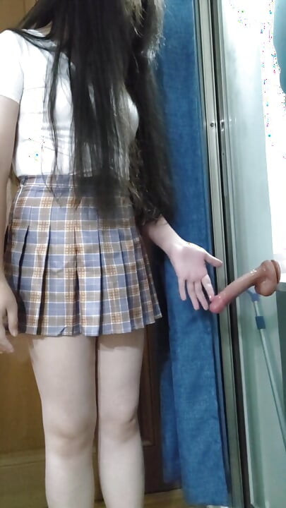 Sissy Yahui Solo με δονητή